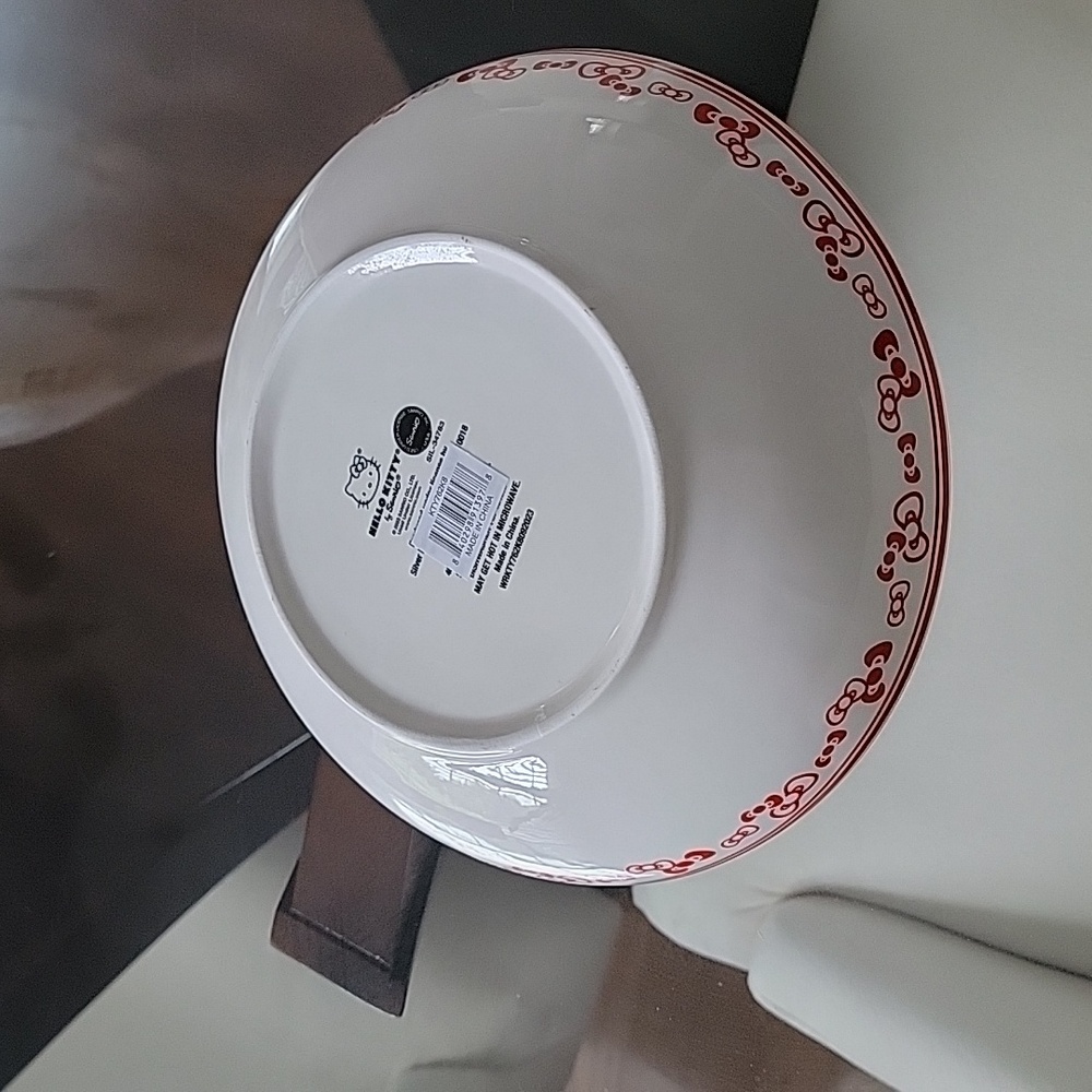 Hello Kitty Cermatic Bowl - Picture 3 of 5